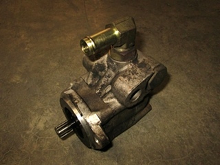 USED AUXILARY HYDRAULIC PUMP FOR CAT MOTORS P/N 221615L11501 FOR SALE