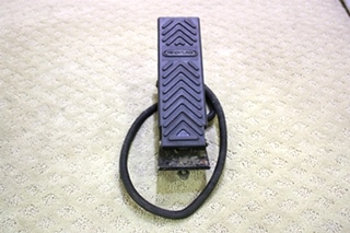 USED FREIGHTLINER FUEL PEDAL FOR SALE