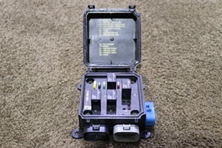 USED BUSSMANN FUSE MODULE 31175-1 RV/MOTORHOME PARTS FOR SALE