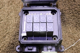 USED RV 31135-0 BUSSMANN FUSE MODULE FOR SALE