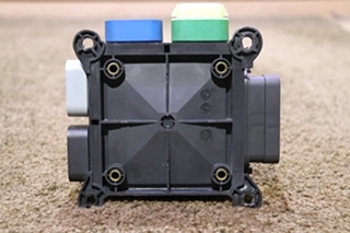 USED BUSSMANN FUSE MODULE 31183-2 RV/MOTORHOME PARTS FOR SALE