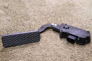 USED 030G-E0610 TELEFLEX FUEL PEDAL